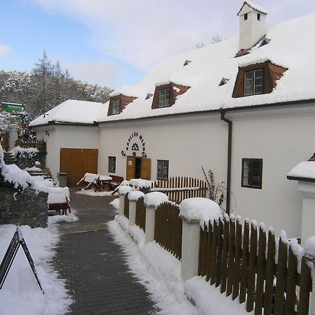 Pension Kadlcuv Mlyn Брно Екстер'єр фото